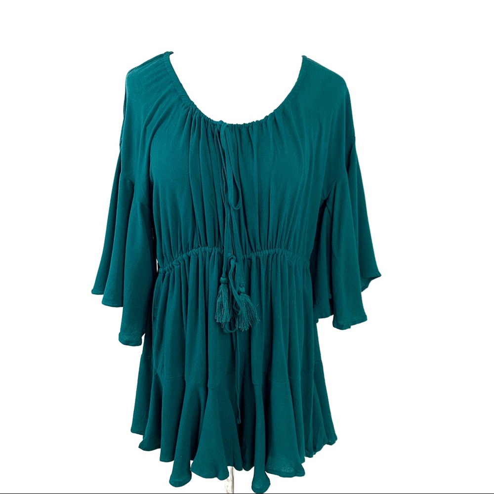 Style Rack Women’s Romper. - Picture 3 of 10
